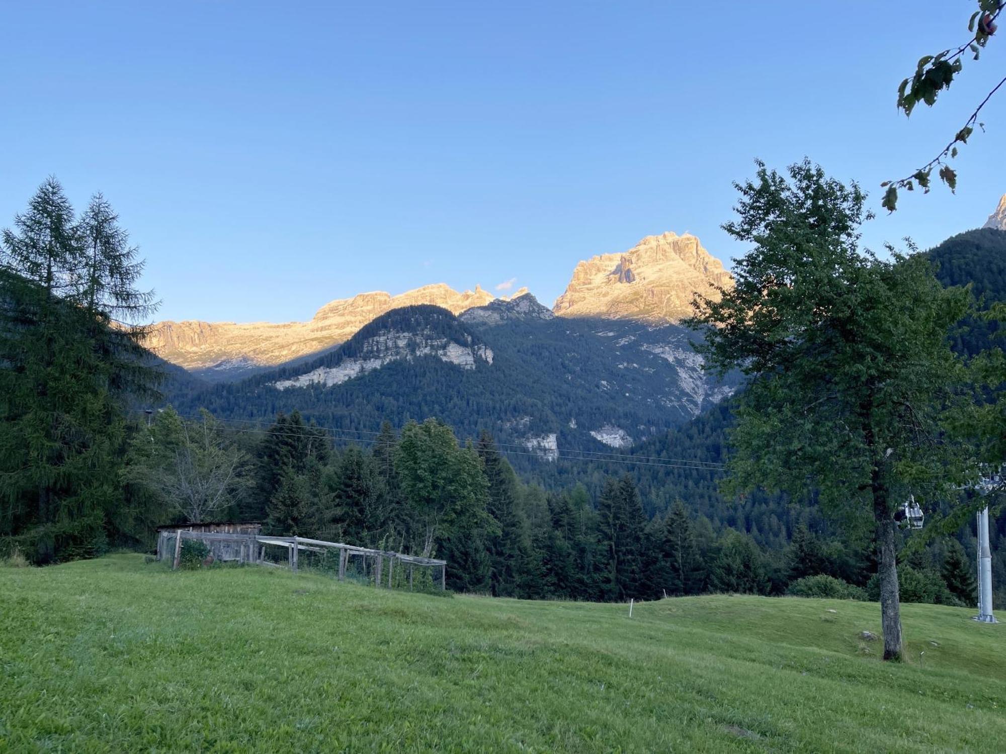 Villa Alpina Campiglio มาดอนนาดีกัมปิโญ ภายนอก รูปภาพ