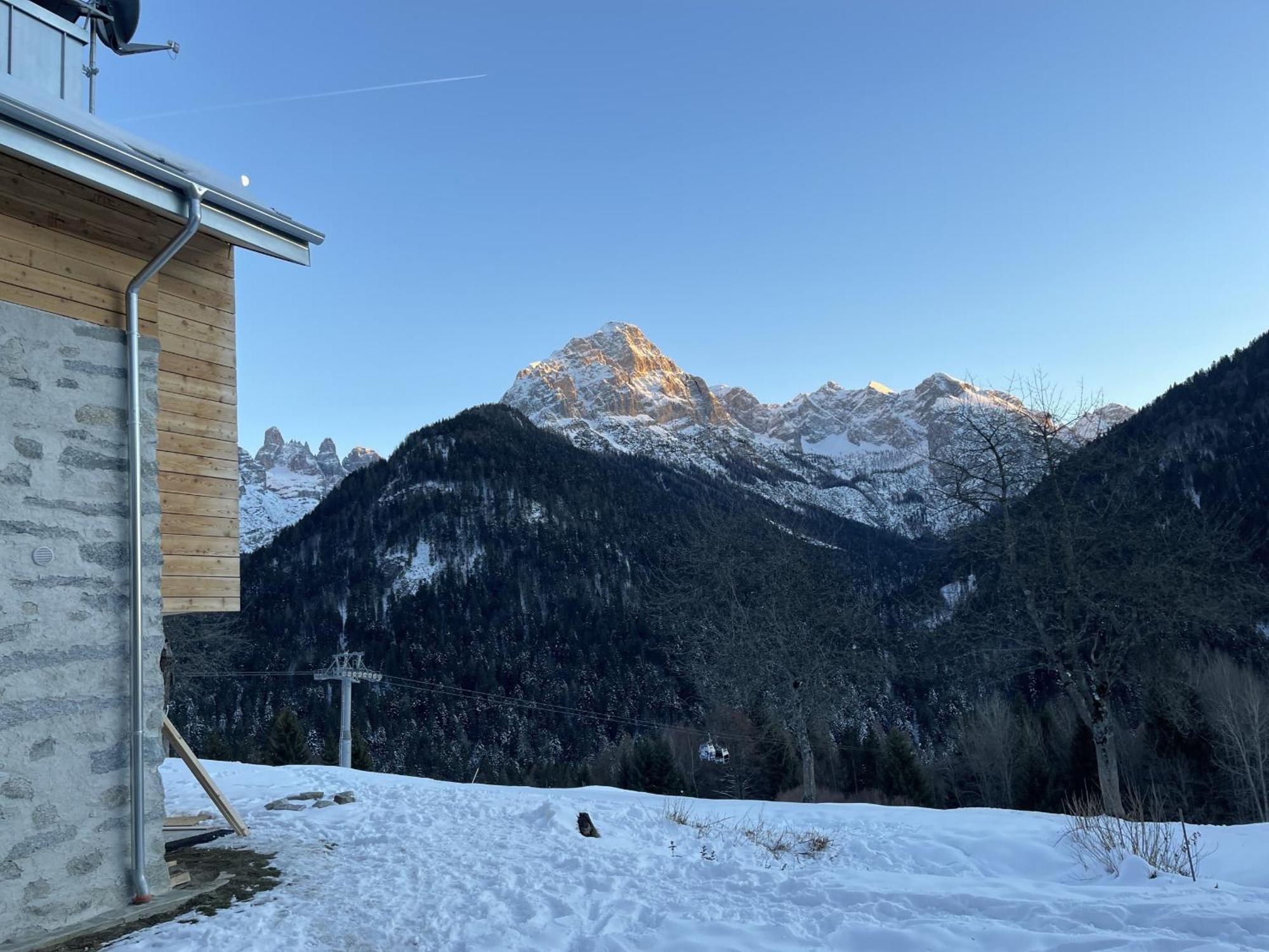 Villa Alpina Campiglio มาดอนนาดีกัมปิโญ ภายนอก รูปภาพ